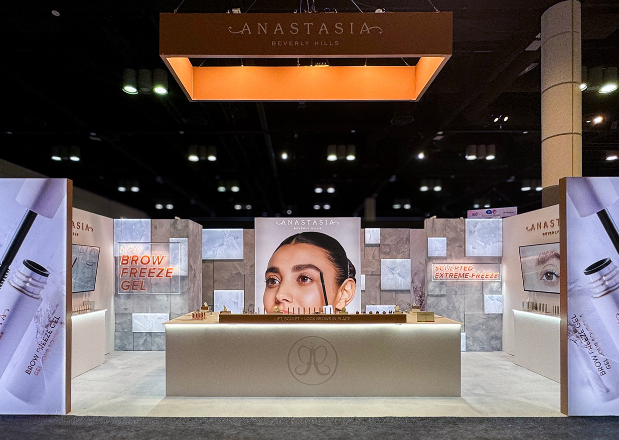 Featured image for article: 9 Trade Show Display Tips to Get You Ready